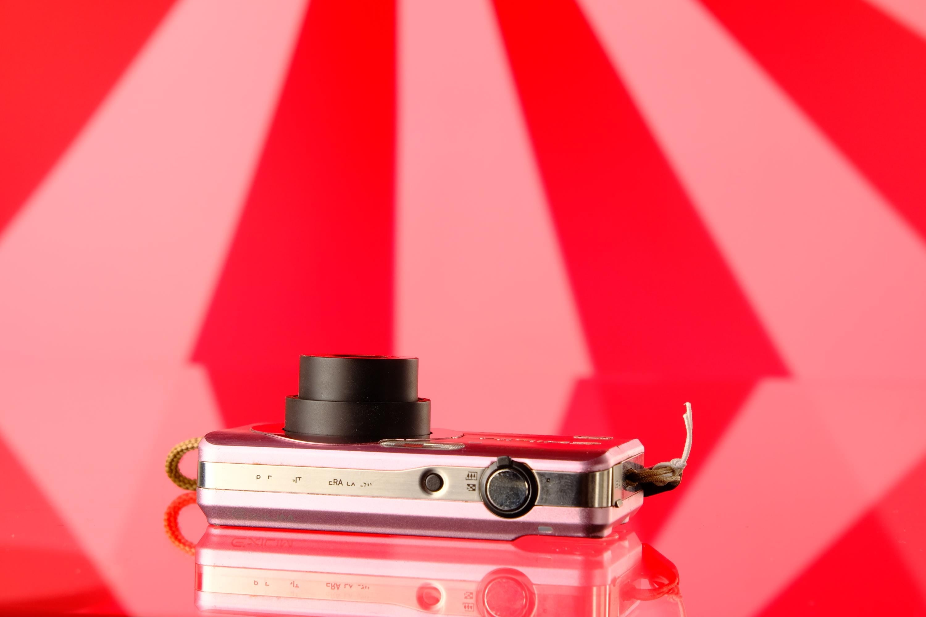 Casio Exilim EX-Z90 Pink Compact Digital Camera Digicam Starter