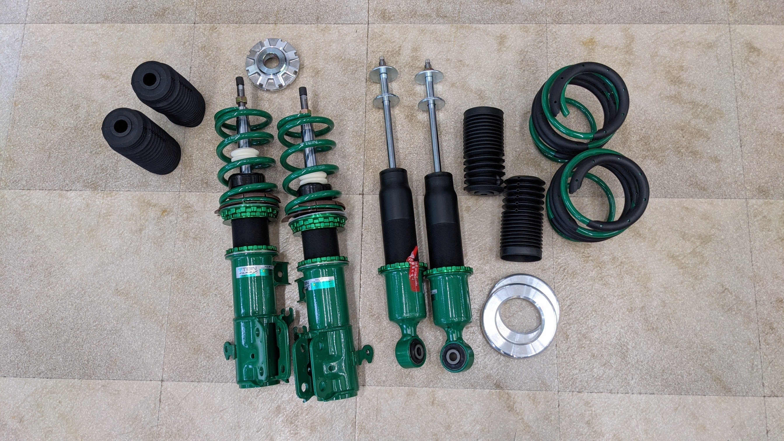 アルトワークス（HA36S）とTEINのFLEX-Z | スズキ アルトワークス 足