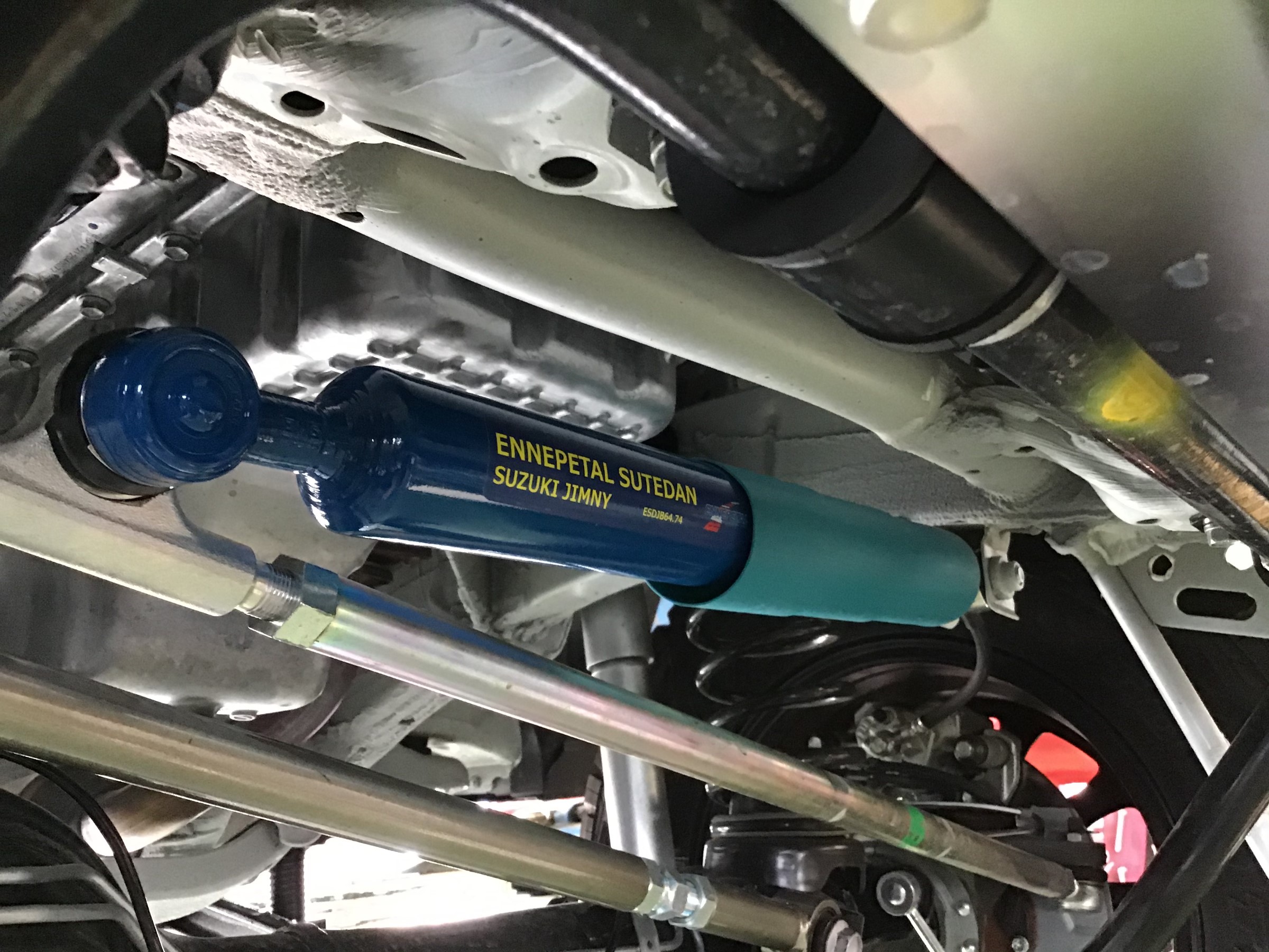 送料込み】KYB ステアリングダンパー ジムニーシエラjb74用 【公式通販】