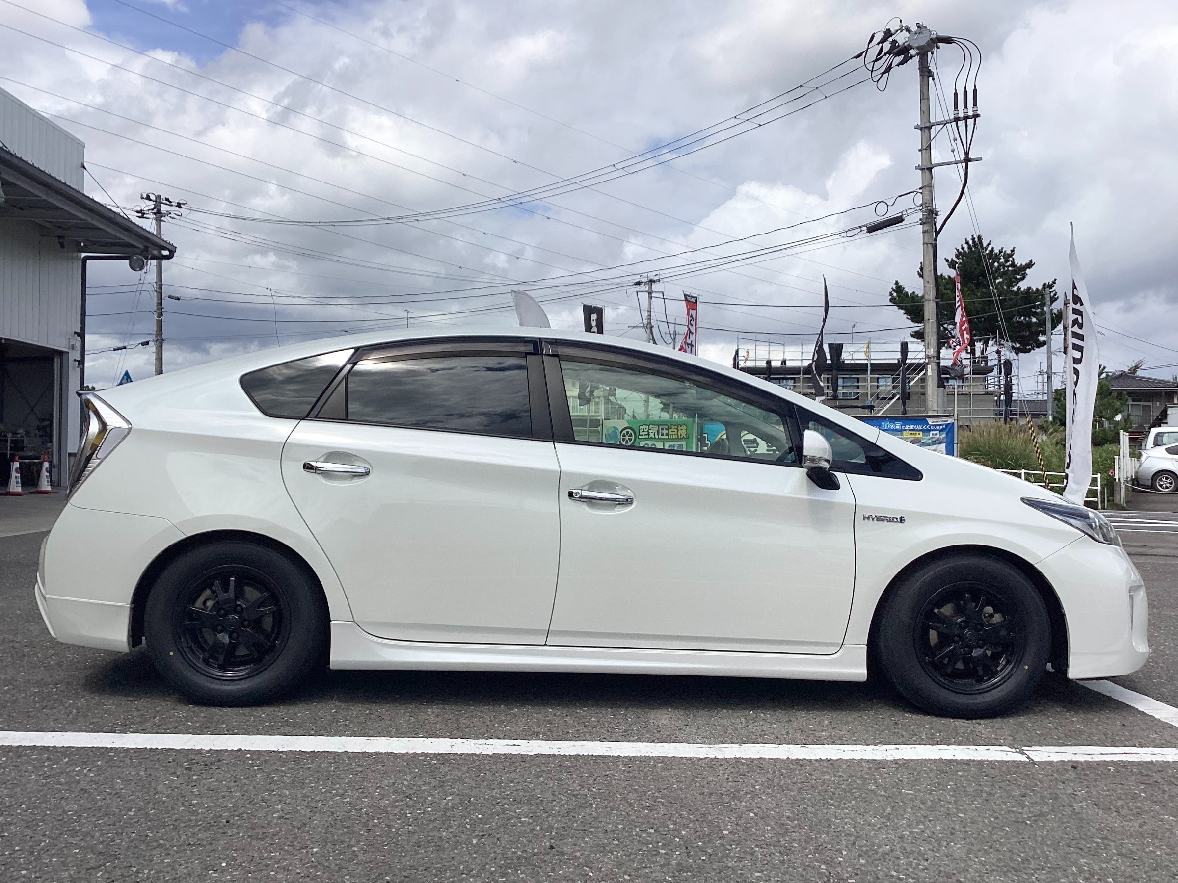 プリウス ZVW30 TEIN車高調取り付けます！ | トヨタ プリウス 足まわり