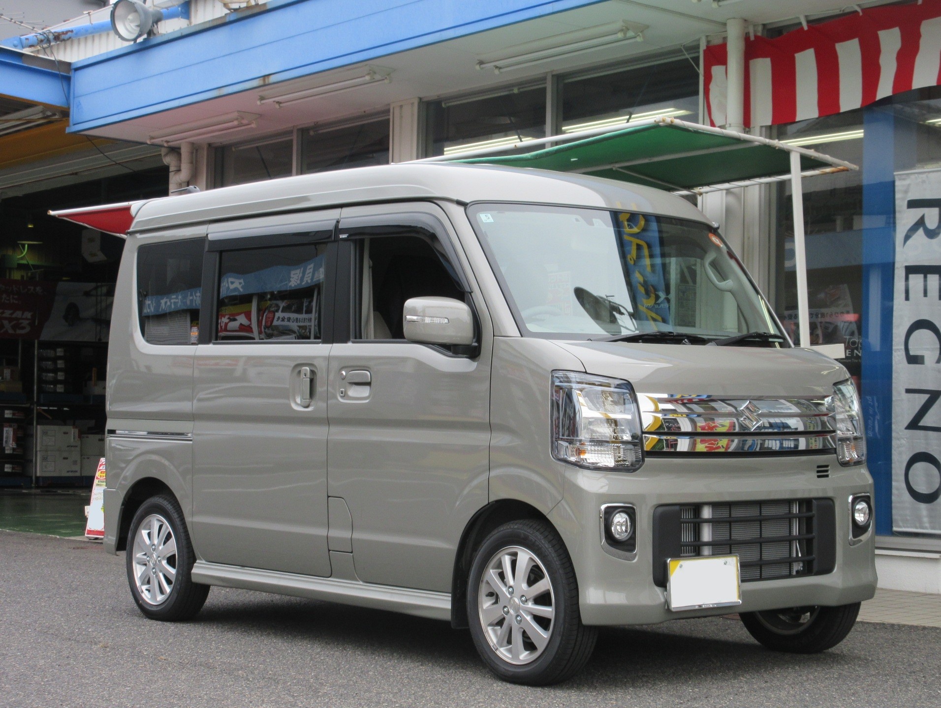 TEIN車高調でエブリイをローダウン | スズキ エブリイワゴン 足まわり