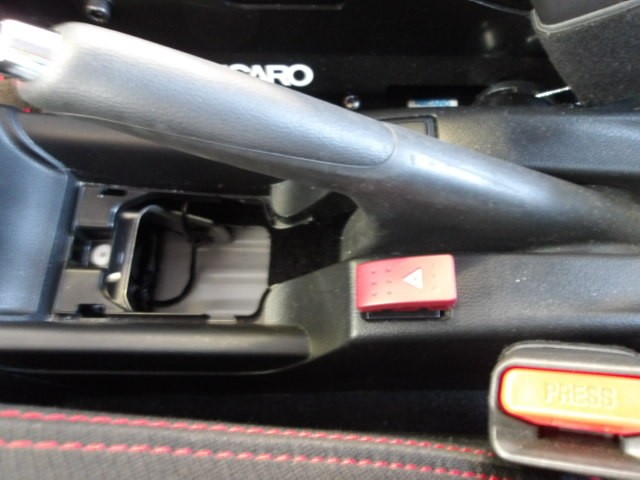 スイフトスポーツ（ZC33S）アールズ製「ワンタッチハザードスイッチ