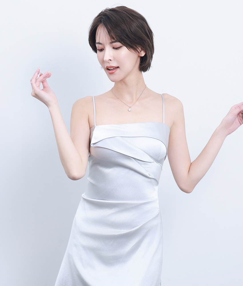 キャミソール・サテンスリップ・アシンメトリー・セクシー・ミディアム