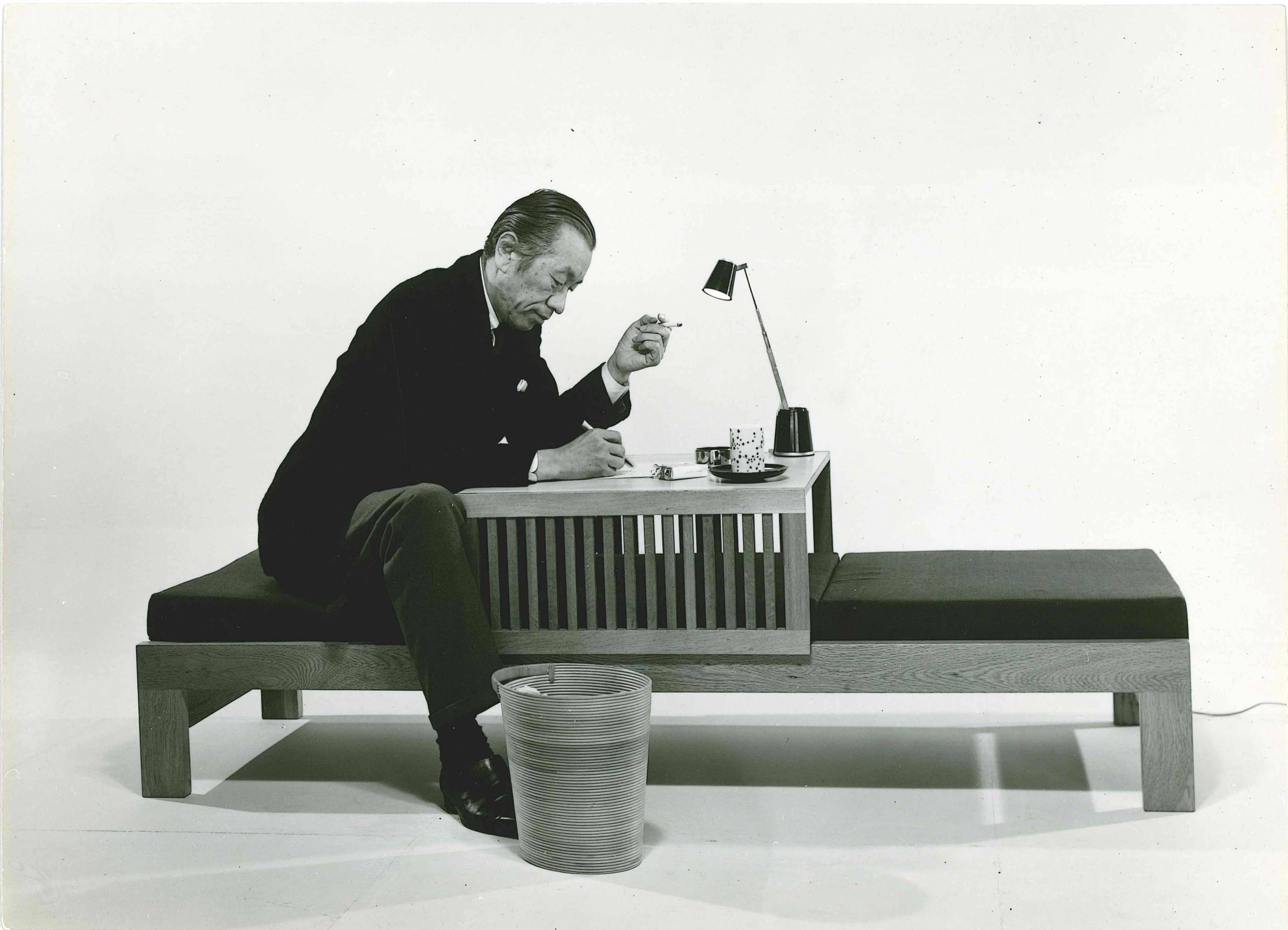 No.80 / BLACK — COMPLEX UNIVERSAL FURNITURE SUPPLY