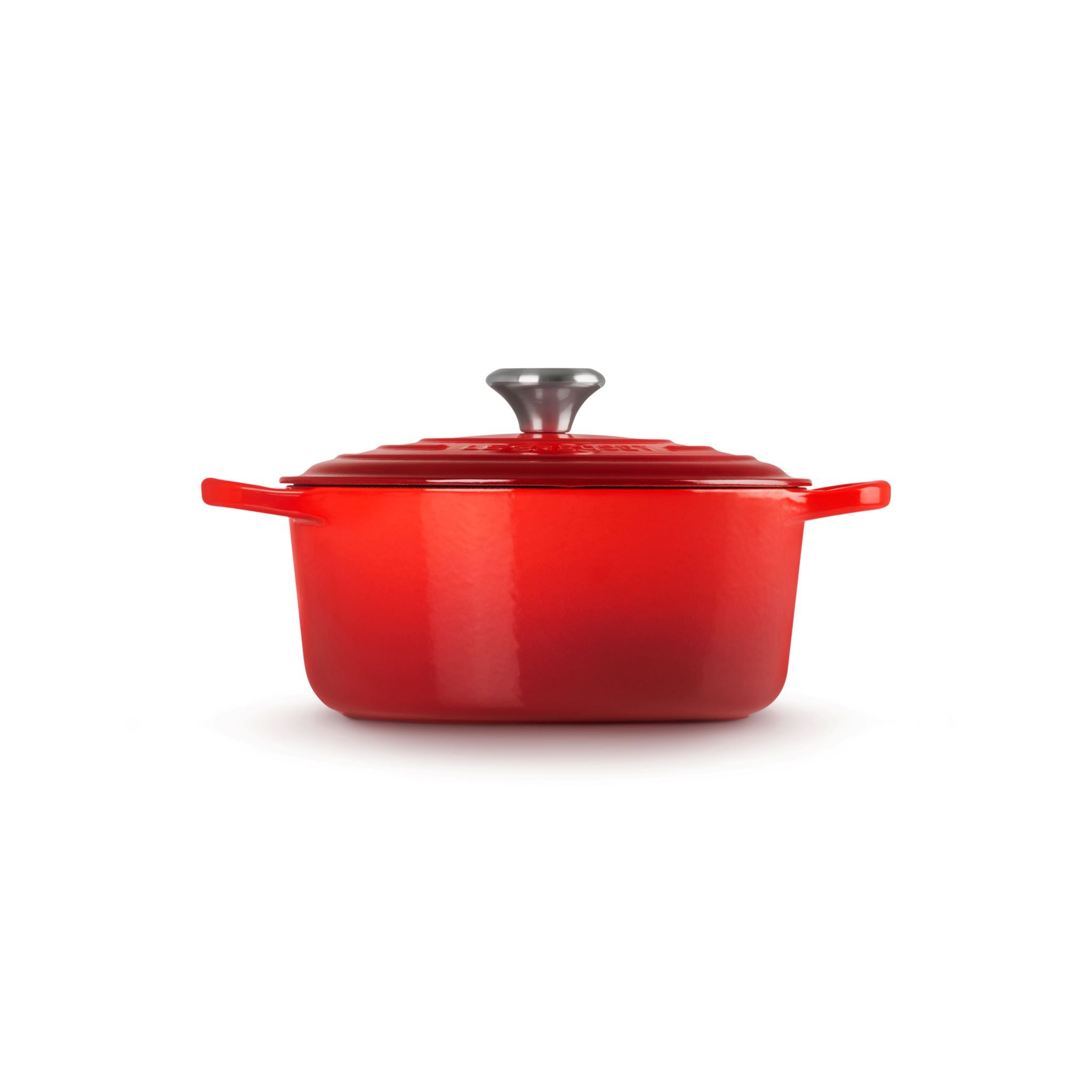Le Creuset - 4.2L Cherry Red / Cerise French/ Dutch Oven (24cm