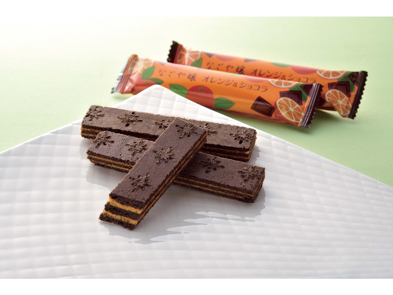 桃の館 なごや嬢 オレンジ＆ショコラ 1箱（16本入）| コープこうべネット