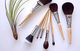 化学繊維、高品質の天然毛と人工毛の良いとこ取りのSDGs次世代化粧筆