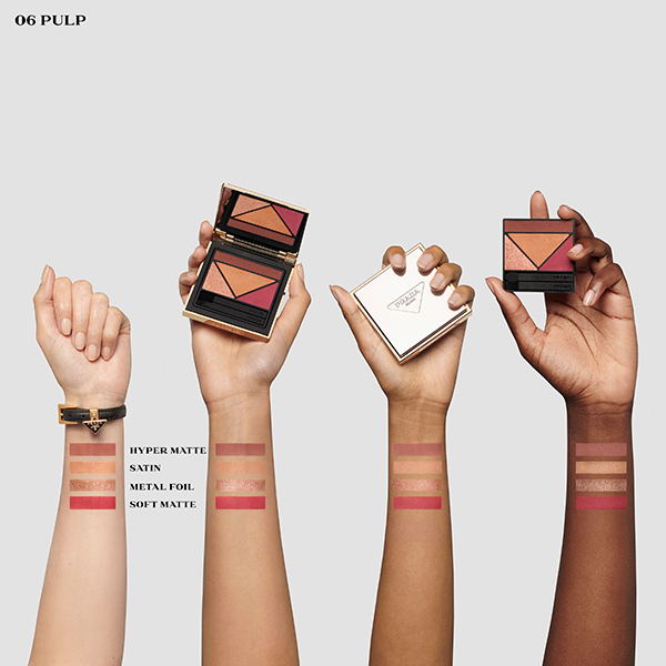 ダイメンションズ マルチエフェクト アイシャドウ / プラダ ビューティ