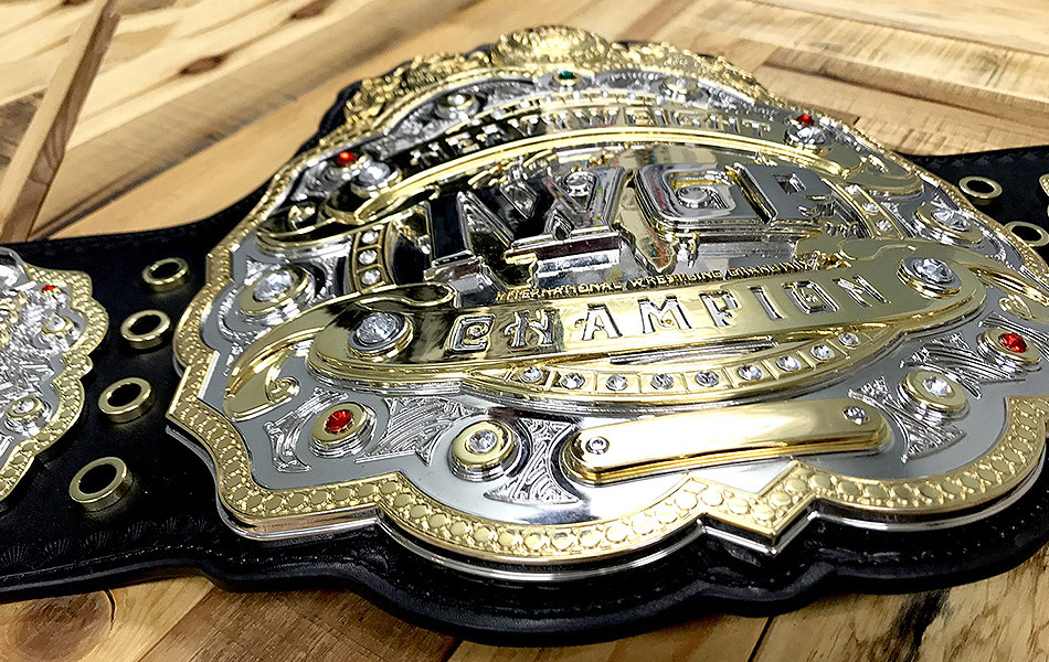 新日本プロレス 4代目IWGPヘビー級王座 レプリカベルト 50周年記念