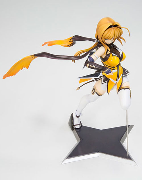 1/8 PVC塗装済み完成品 閃忍ハルカ [超昂閃忍ハルカ] | 公式