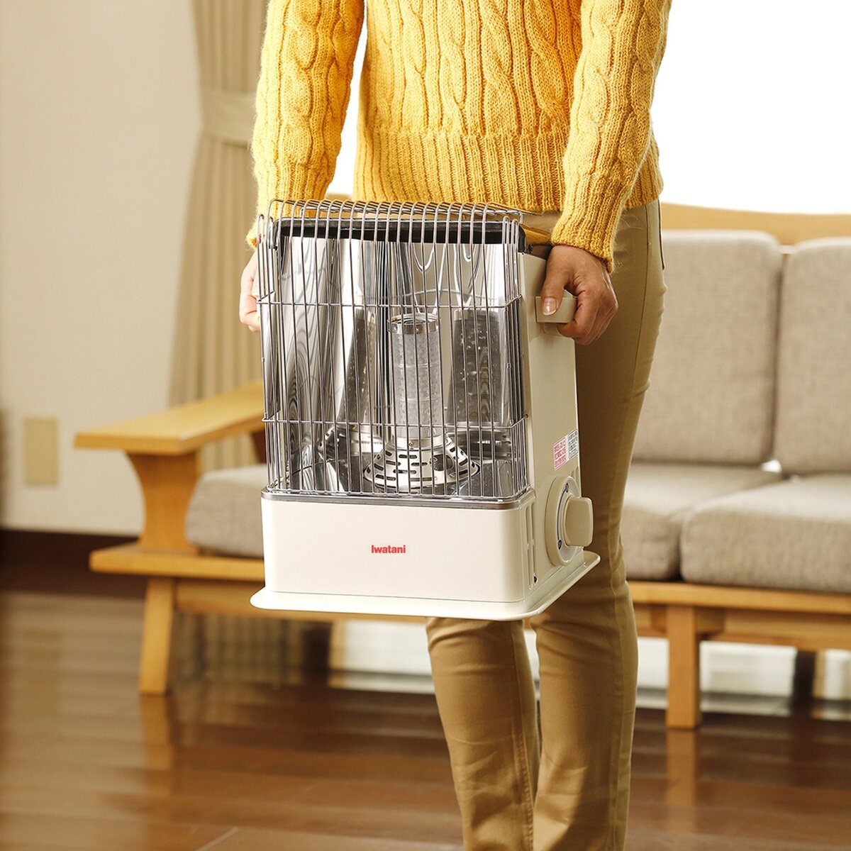 イワタニ カセットガスストーブ デカ暖 CB-STV-DKD | Costco Japan
