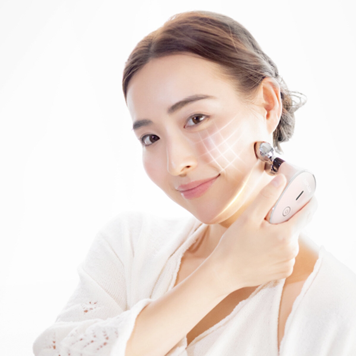 ニップラックス クレル EMS 美顔ローラー NP-QL21PK | Costco Japan