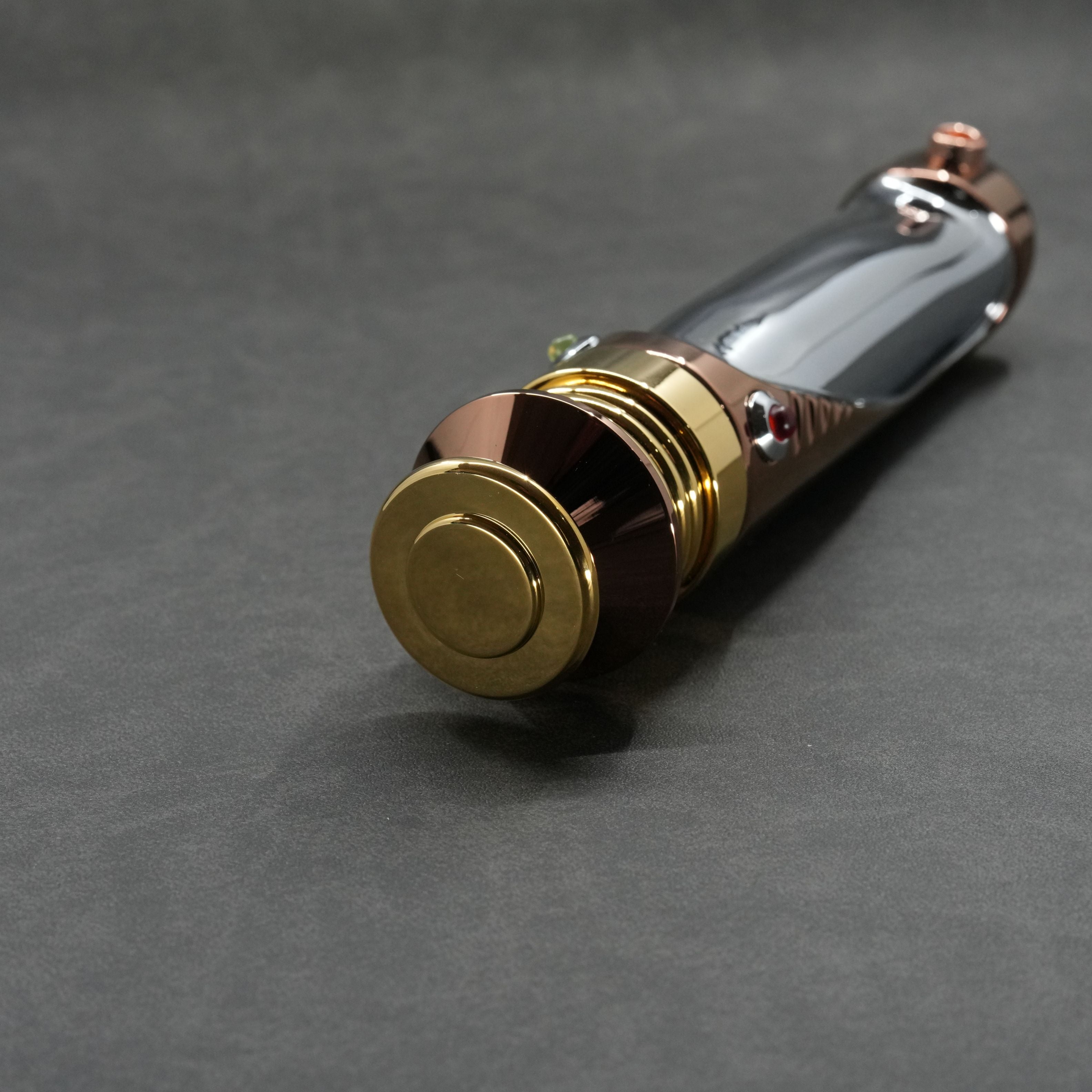 89Sabers Darth Sidious Lightsaber (Crystal Ver.) - Neopixel - CCSabers