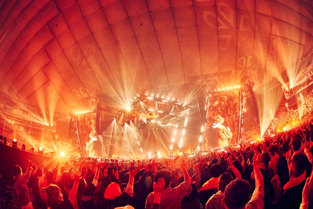 Vaundy、ドーム・ツアー〈SILENCE〉東京公演にて初のアジア・ツアー