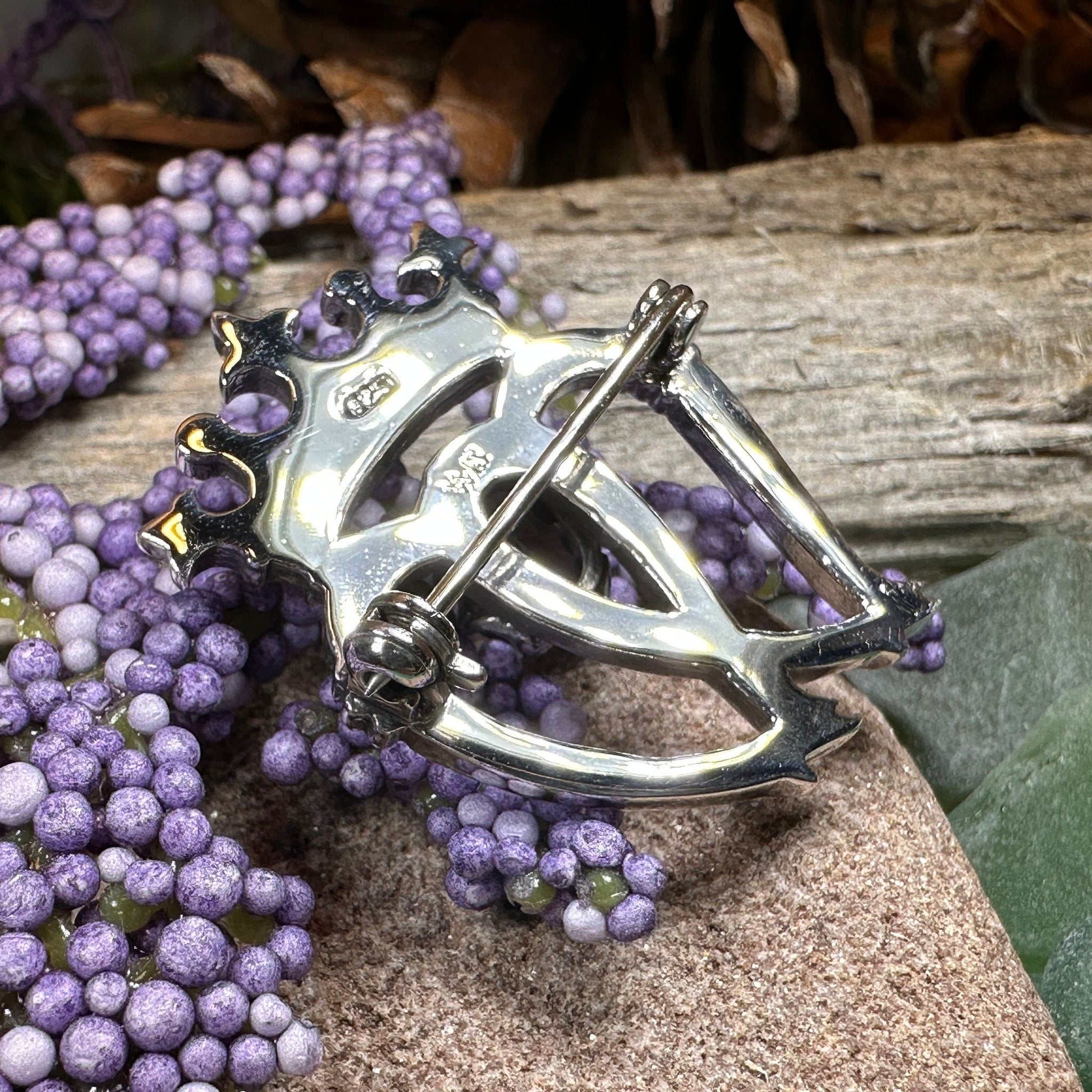 Scottish Amethyst Luckenbooth Brooch – Celtic Crystal Design Jewelry