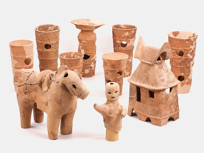 京都大学大学院文学研究科附属文化遺産学・人文知連携センター京大文化