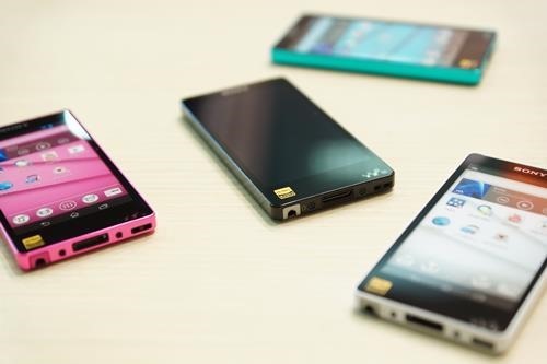 2013モデル ウォークマンF（F880）、がつんとレビューしちゃうし。その