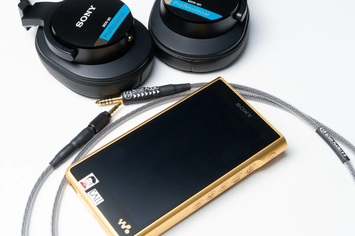 部品ソニーモニターヘッドホンMDR-M1付属 ステレオミニプラグ(1.2m