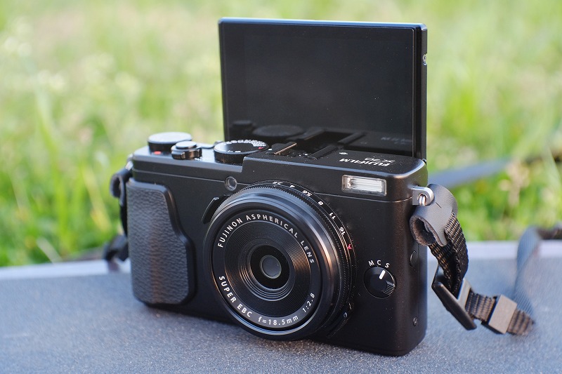 フジフィルム(FUJIFILM) X70 商品レビュー