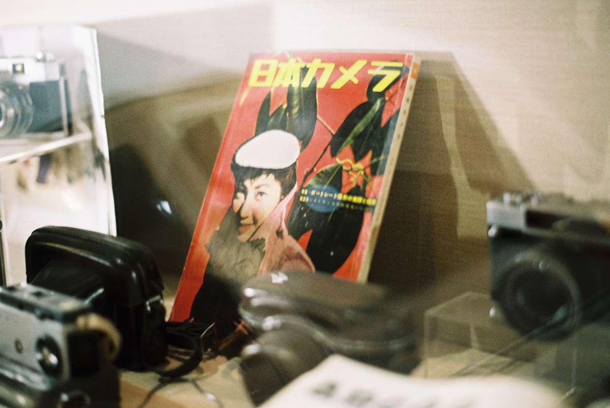 新しく】NikonF100【買いましてん】｜カメラ買取・販売専門店のナニワ