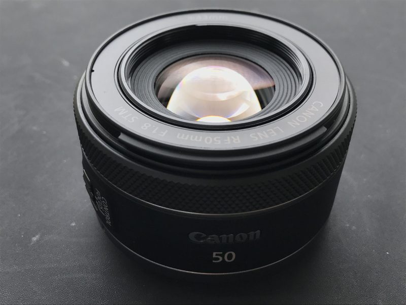 RF50/1.8 STM 使用レビュー【お手頃で取り回しもいい単焦点】