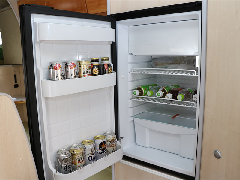 暑い季節に必須！キャンピングカーの冷蔵庫事情！ - Camp Ride