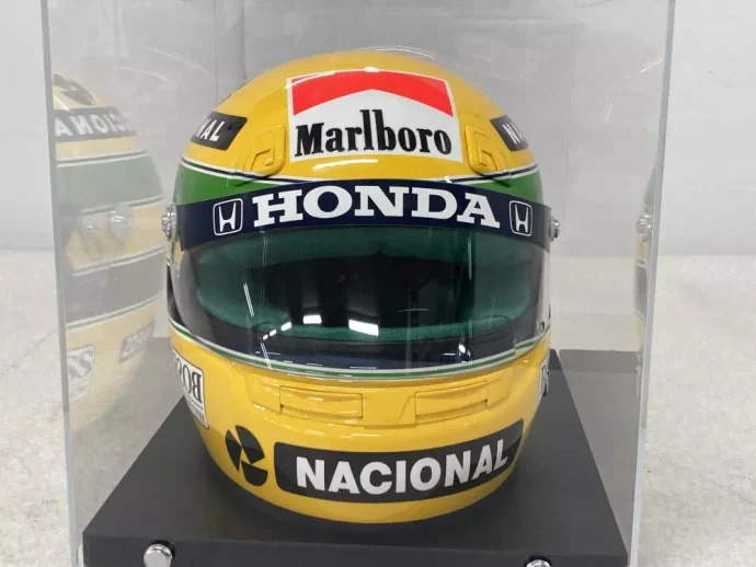 店頭買取】埼玉県の買取実績｜F1で活躍したアイルトン・セナやジル