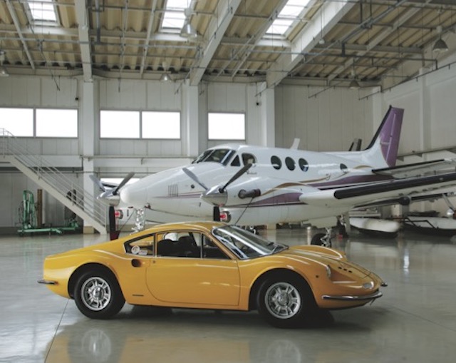 スーパーカーにまつわる不思議を考える】お互いを高めあって歴史を作っ