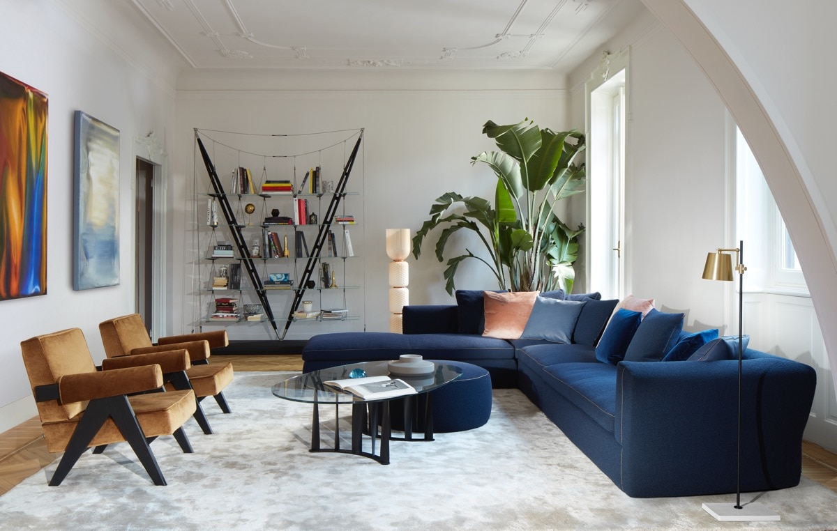 053 CAPITOL COMPLEX ARMCHAIR（キャピトル コンプレックス アーム