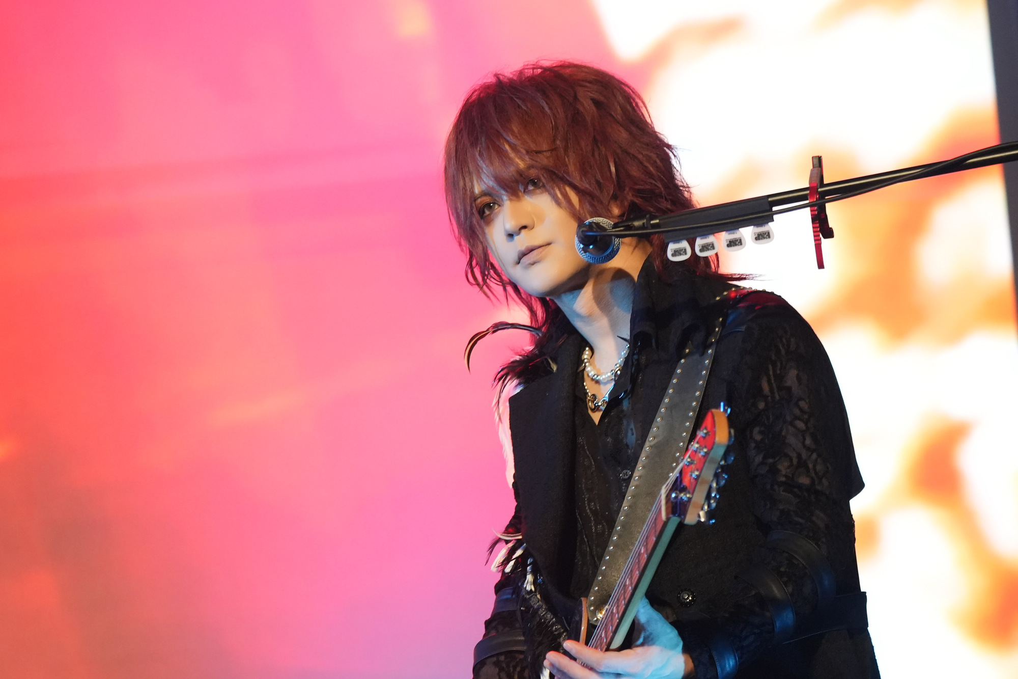 新進気鋭のV系バンドAzavana、即完した初のワンマン公演レポート到着