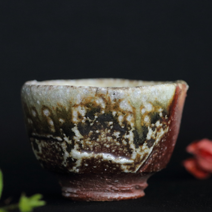 松崎健 灰被窯変ぐい吞み 穴窯焼成 益子焼酒器 作家もの酒盃 酒吞 桐箱