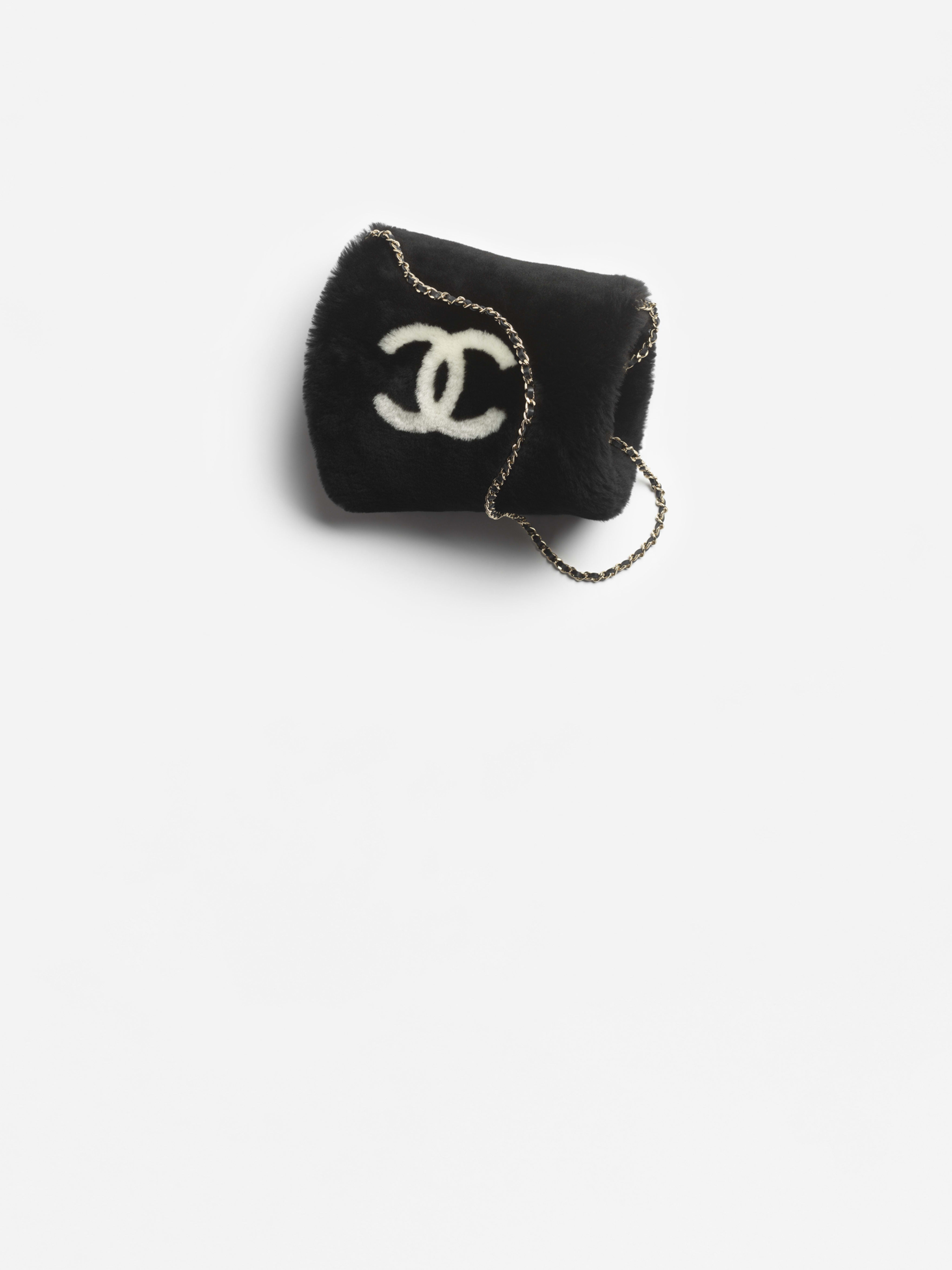 Muff - Shearling lambskin, black & ecru — Fashion | CHANEL