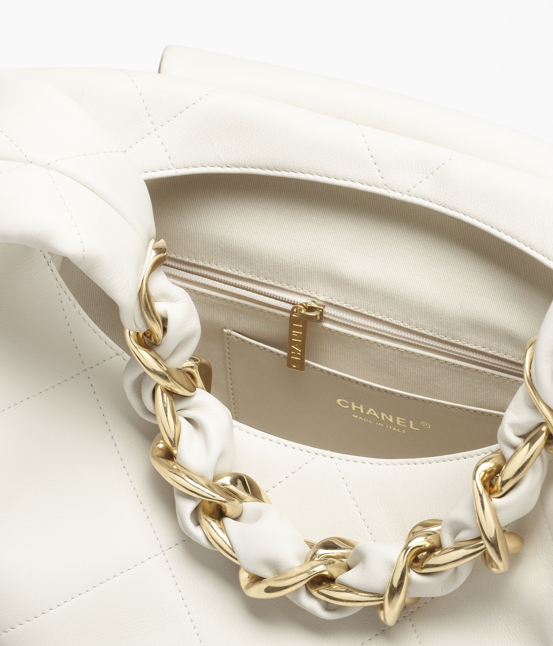 マキシ ホーボー バッグ、シャイニー カーフスキン 、ホワイト