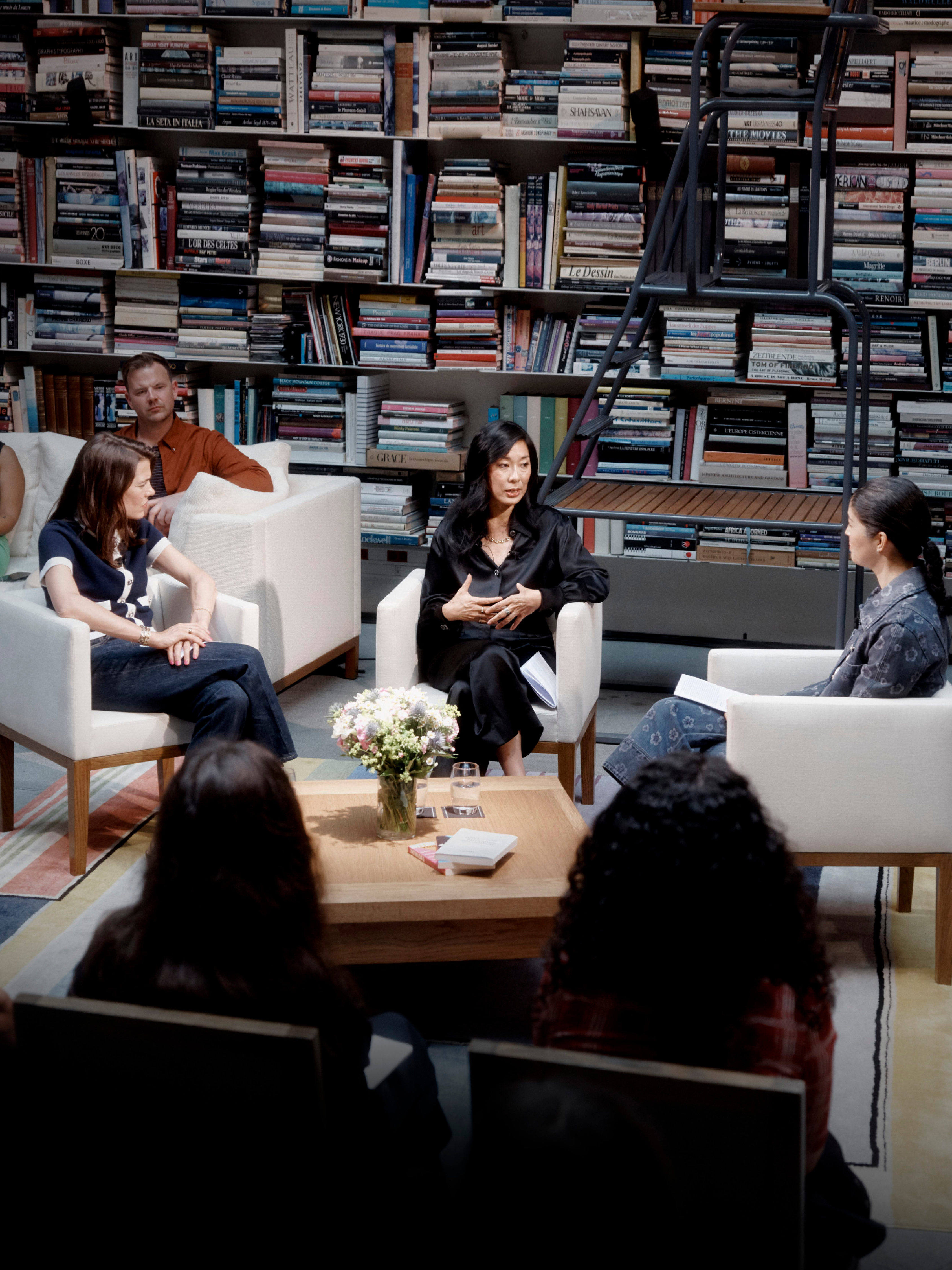 Fashion shows, Ready-to-Wear and Accessories Collections | CHANEL