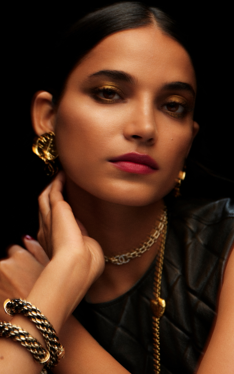 シャネル ビューティブック - CHANEL BEAUTY BOOK - 特集 | CHANEL