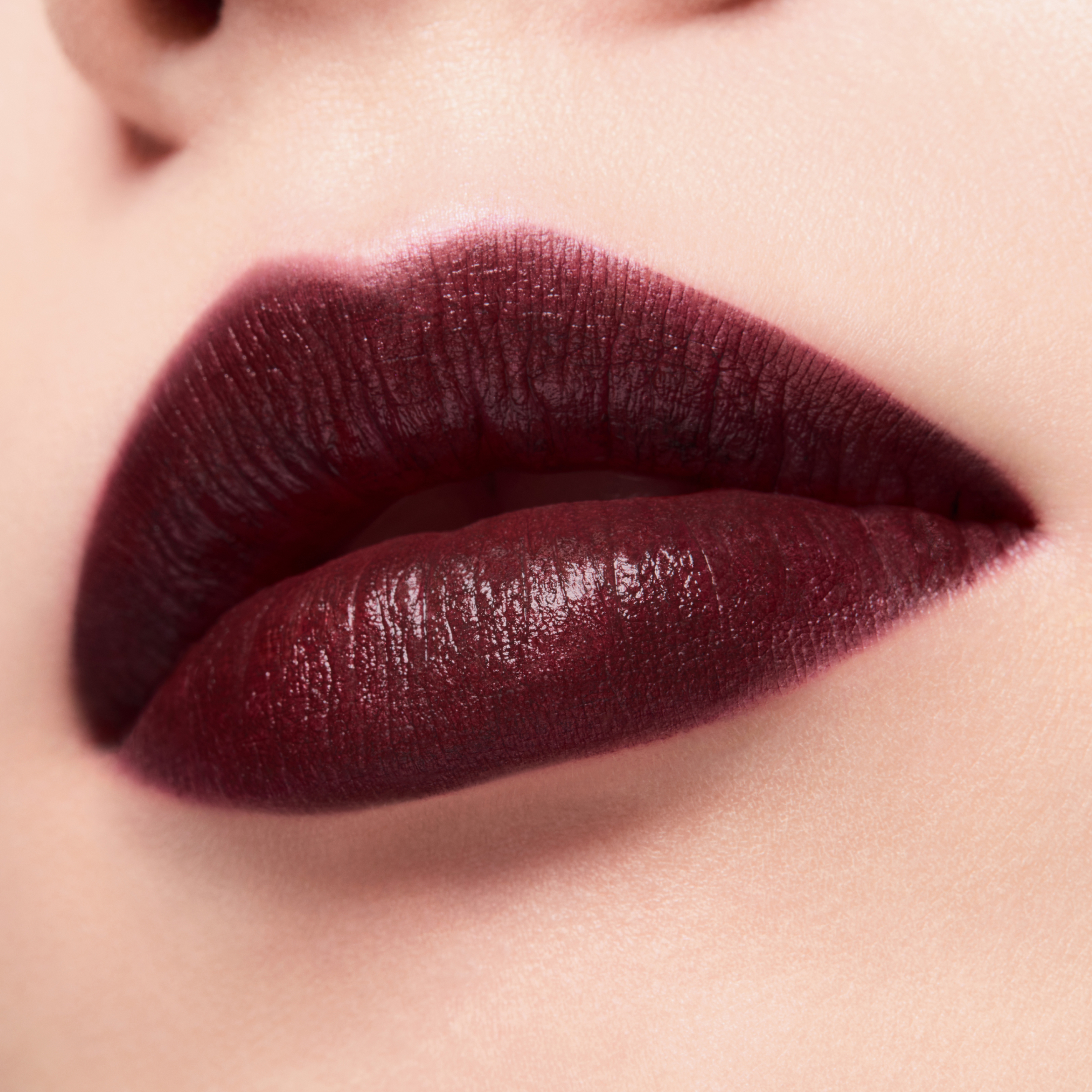 Rouge Noir Collection – Limited Edition | CHANEL