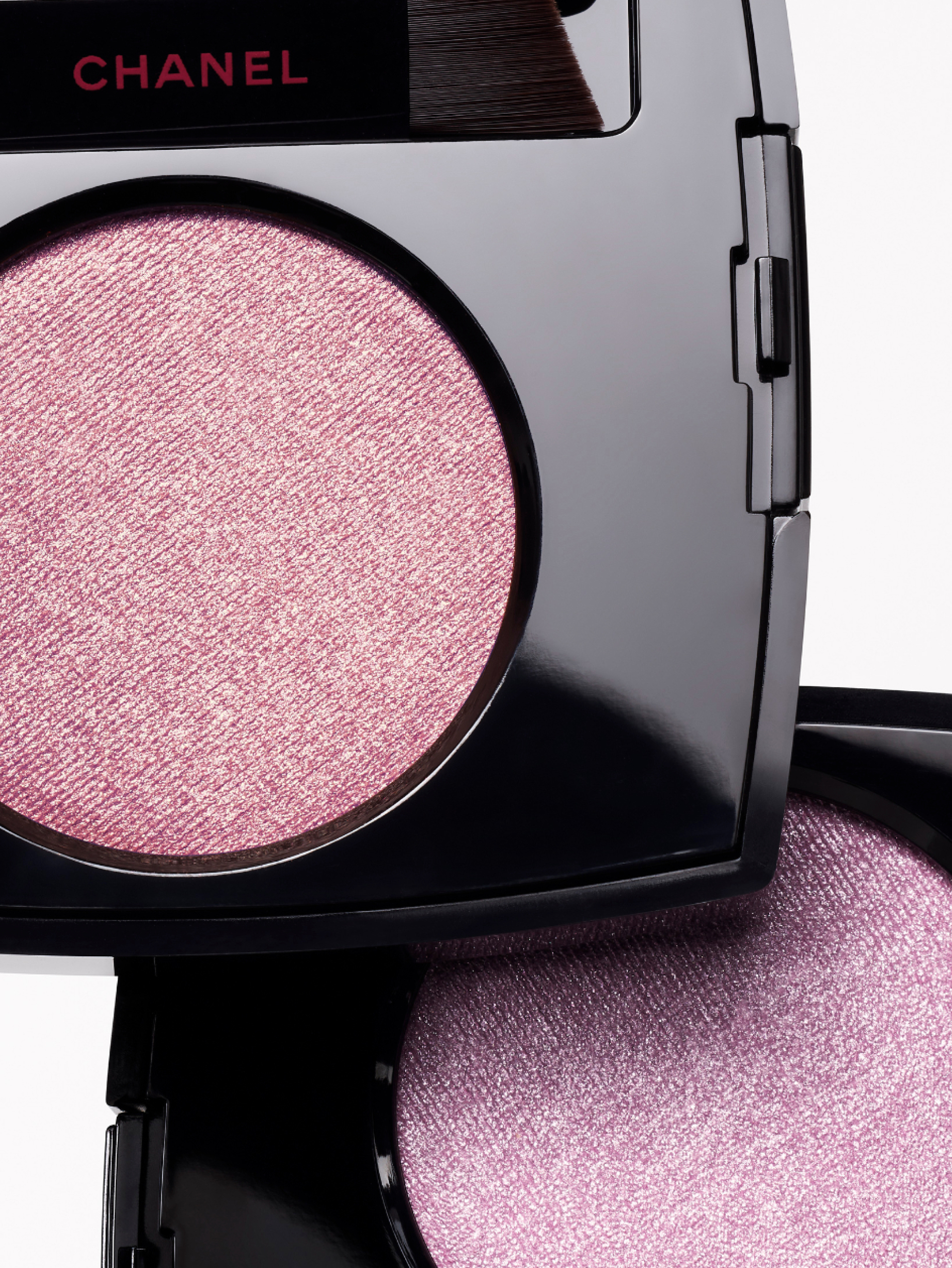 オンブル エサンシエル ロングラスティング アイシャドウ（マルチ