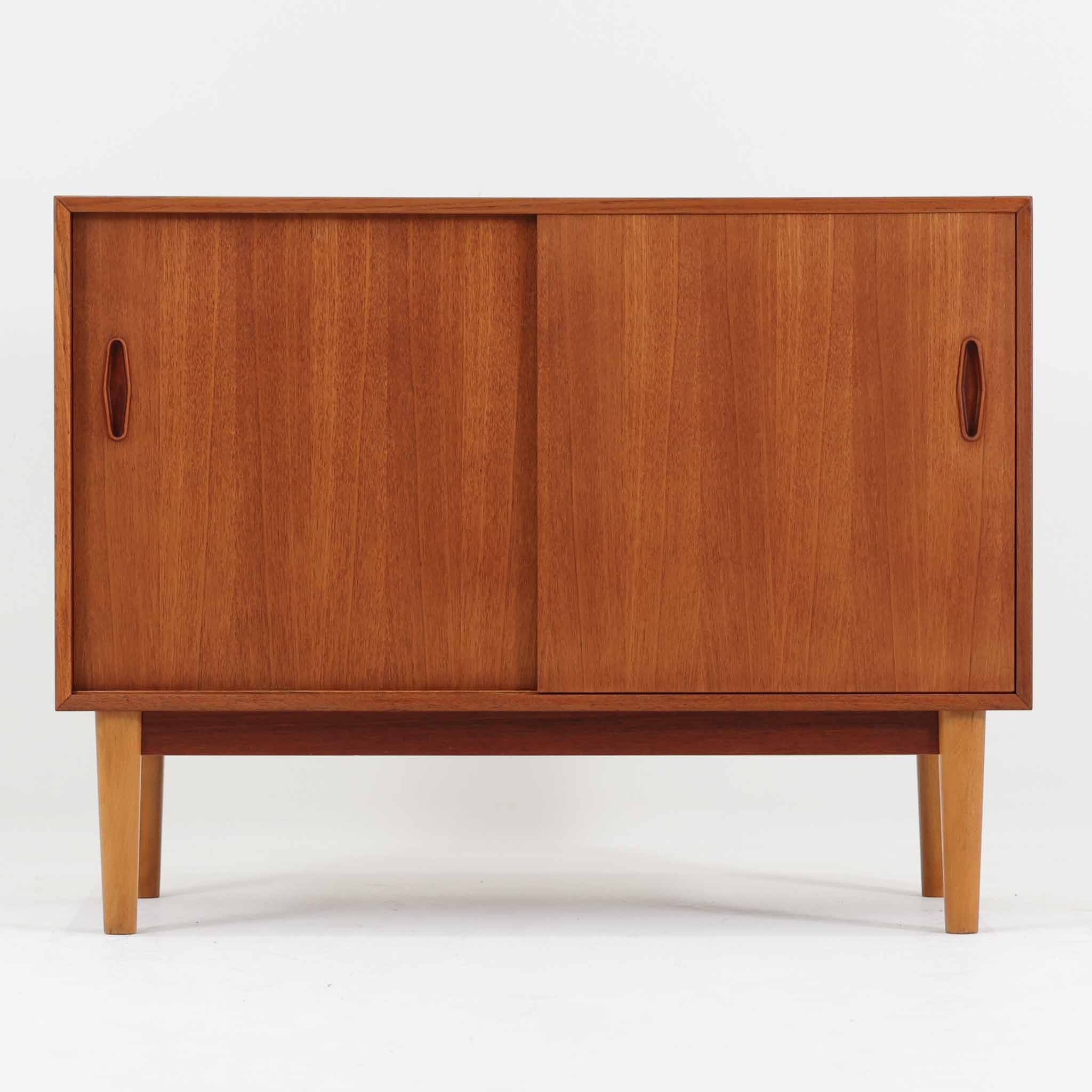 北欧ビンテージ 家具や雑貨 | シンプルで個性豊かなデザイン – CHLOROS