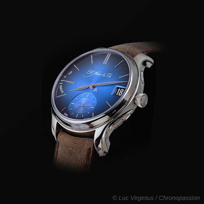 H. Moser & Cie. Endeavour Perpetual Calendar Funky Blue