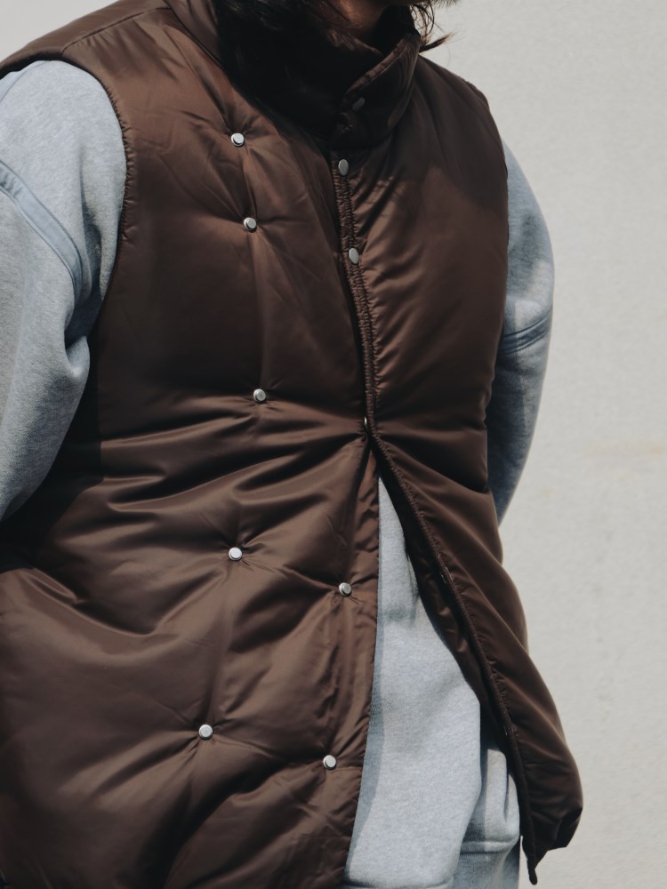nonnative】ダブル仕様のダウンベスト “HIKER PUFF VEST POLY TAFFETA