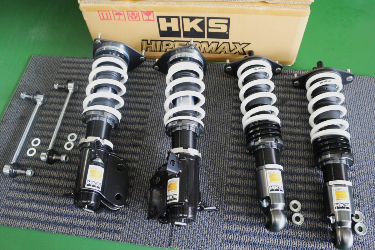 ZD8・BRZ」にHKS ハイパーマックスS装着！スタイリッシュなフォルムと