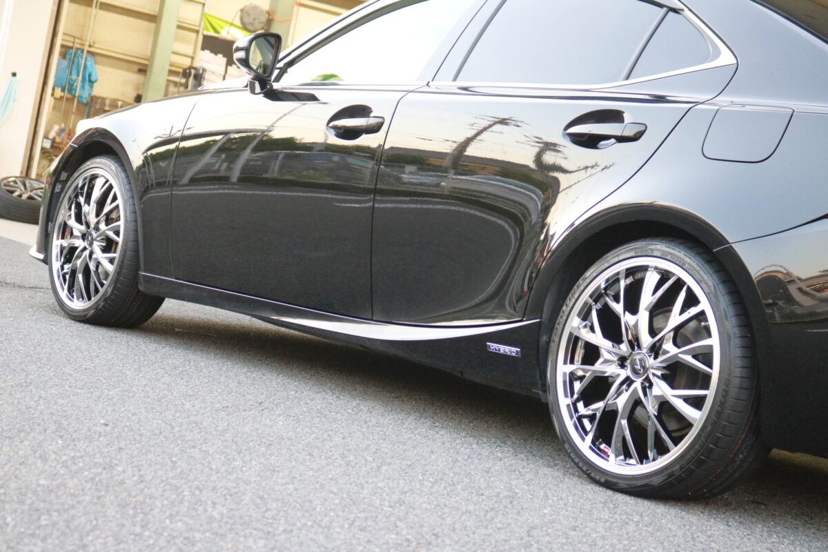 レクサスISにレオニスMVの19インチを装着したらこんなにイメージが