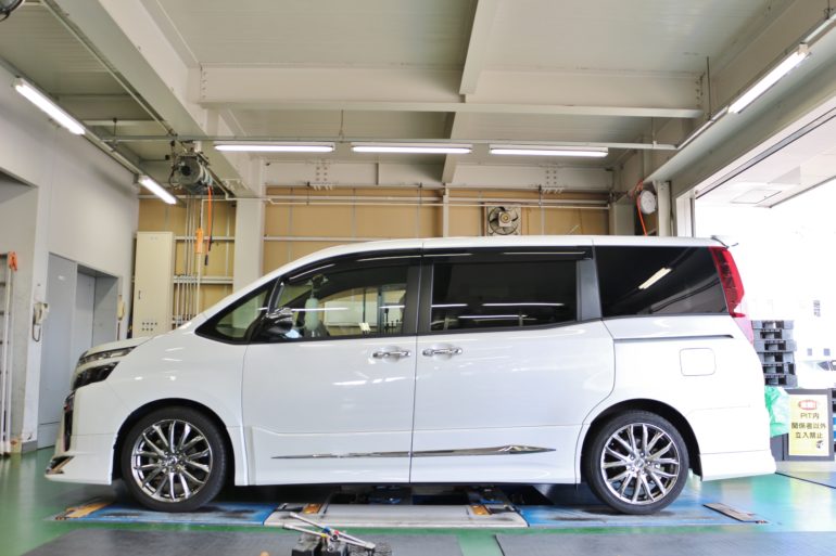 80系ヴォクシーをモデリスタのダウンサスからTEIN車高調へ！比較します