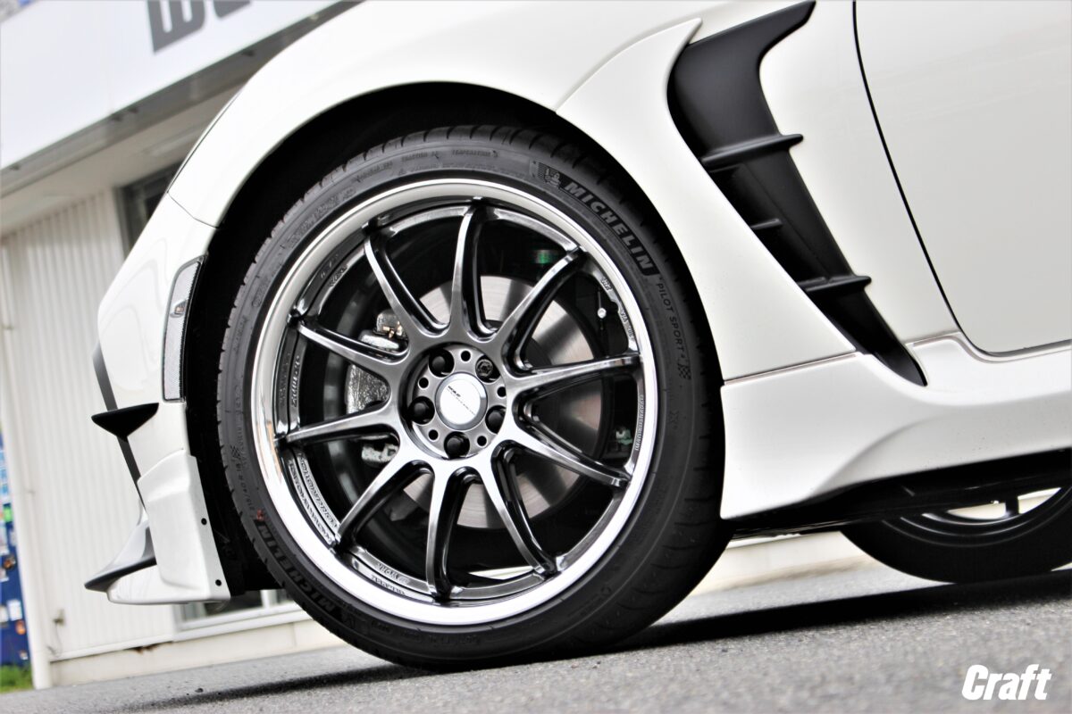 ご相談が急増中のGR86。 本日は2ピースホイールで仕上げましたよっ