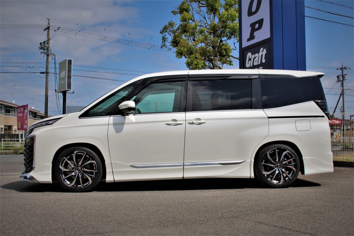 90ヴォクシーハイブリッドをダウンサスでローダウン！気になる見た目