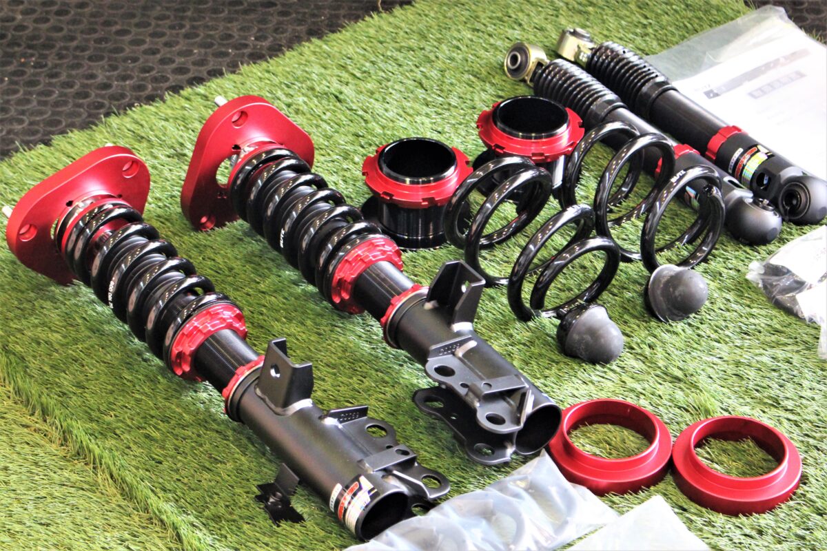 30ヴェルファイア 車高調】BLITZ DAMPER ZZ-R BB で足回りリフレッシュ