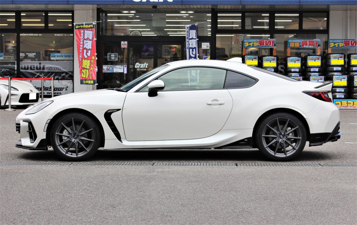 ZD8 スバル BRZをローダウン。HKS ハイパーマックスS 装着！ | 中川店