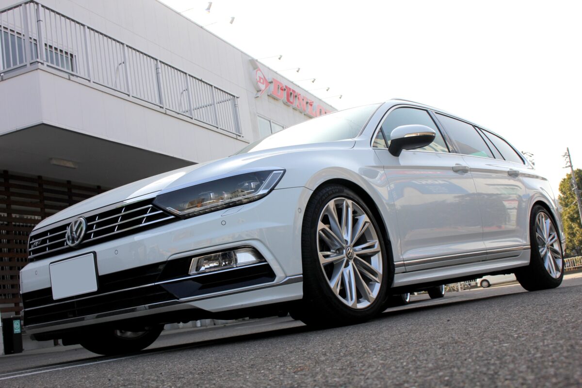 パサートヴァリアントをローダウン！電子制御ダンパーをアイバッハ