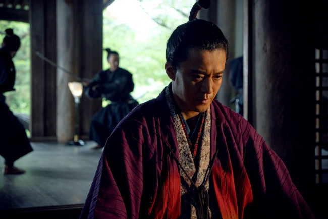 豊臣兄弟！』初回 小栗旬、10年ぶり2度目の信長役に称賛続々「オーラが