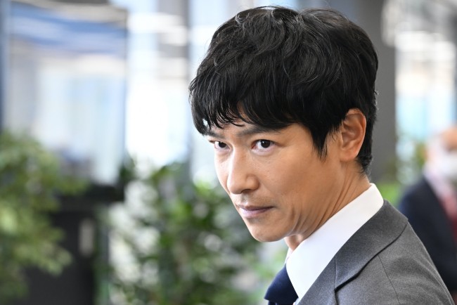 VIVANT』第5話 “乃木”堺雅人の過去を追う“野崎”阿部寛 驚くべき事実が